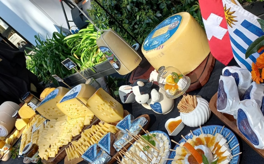 COL_1_-_RUTA_DEL_QUESO_-_MESA_EN_PRADO_2024_b30f7.jpeg