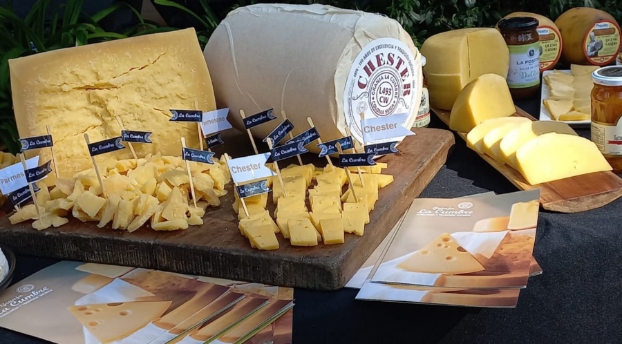 COL_3_-_RUTA_DEL_QUESO_-_MESA_EN_EXPO_PRADO_2_7e389.jpeg