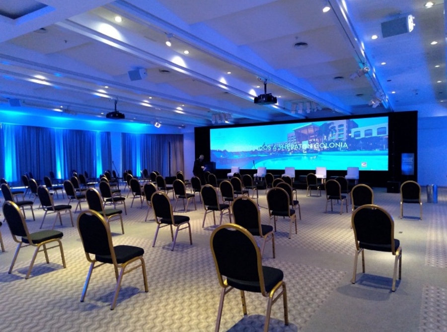 COL_4_-_SALÓN_DE_EVENTOS_SHERATON_COL_ef595.jpg