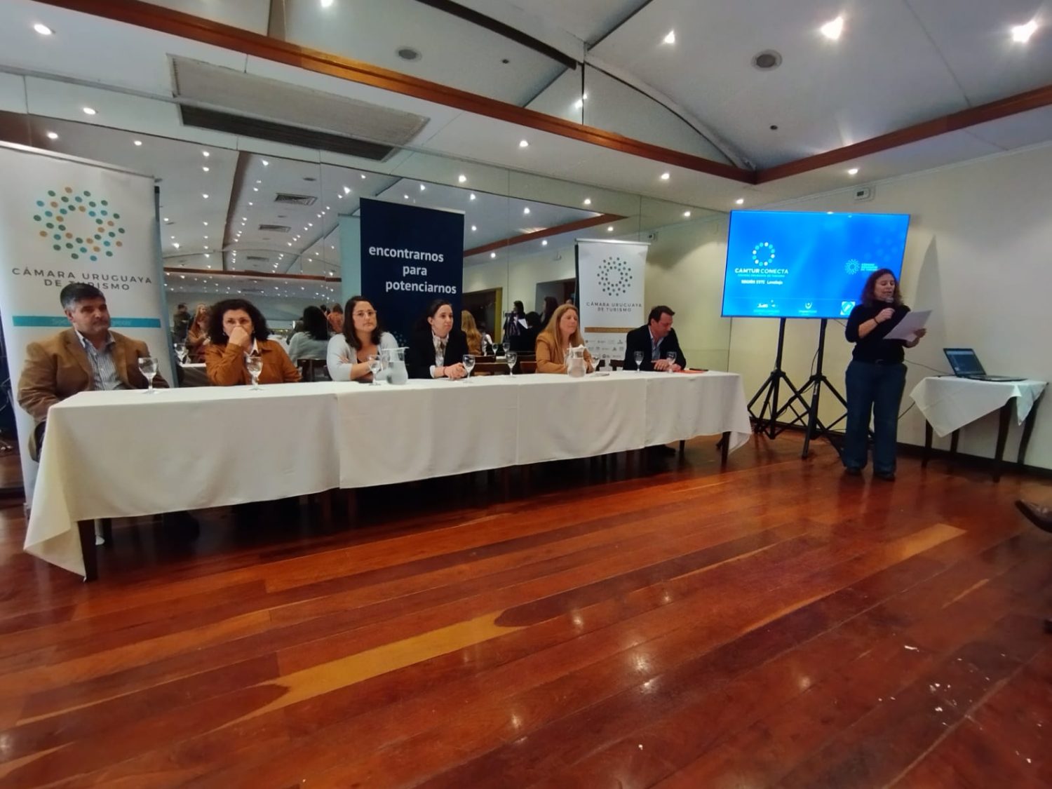 Minas-fue-sede-del-evento-Camtur-Conecta-de-la-region-Este-3-1500x1125_949cc.jpeg