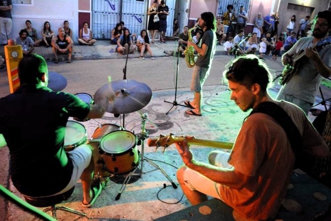 &ldquo;Jazz a la Calle&rdquo; brinda un cambio musical a los vecinos de Mercedes