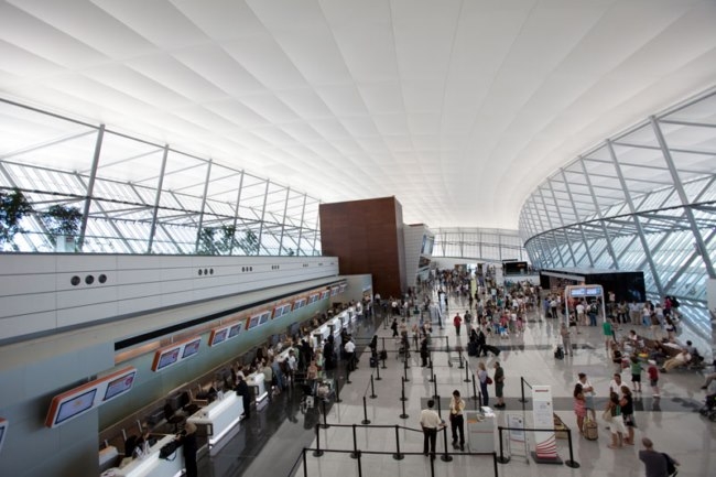 Recorrido in&eacute;dito en el Aeropuerto de Carrasco por D&iacute;as del Patrimonio