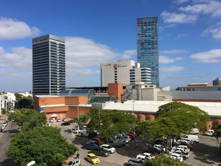 En los shoppings realizaron hisopados a sus colaboradores y dieron negativo