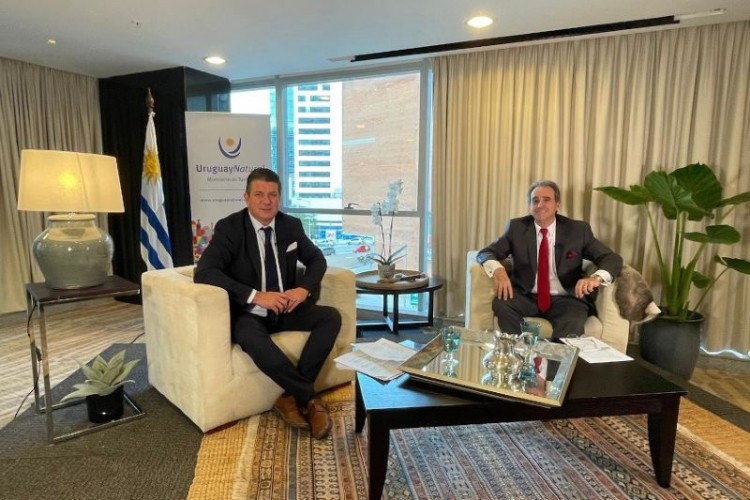 Foro InverTUR: Uruguay present&oacute; 12 proyectos y los beneficios para invertir en el pa&iacute;s