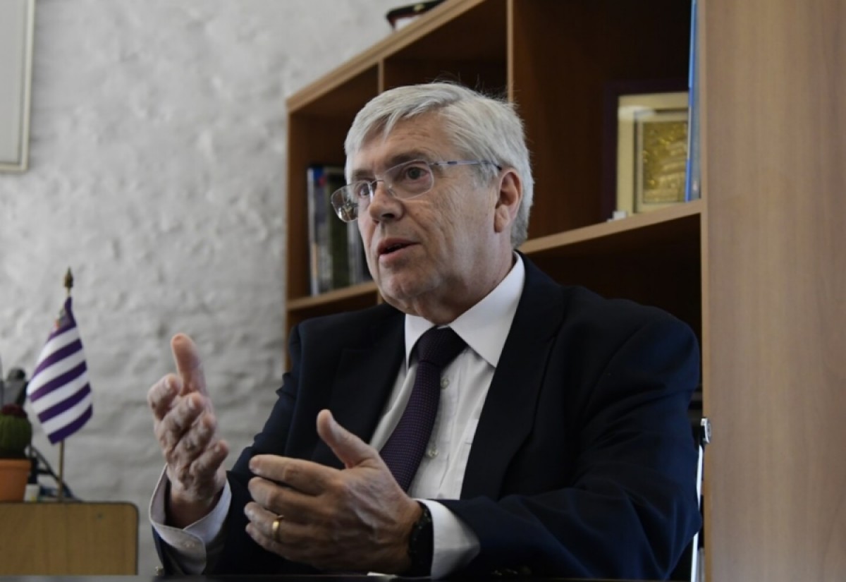Ministro de Turismo Tabar&eacute; Viera