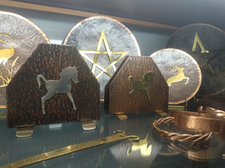 Museo Kurteff, conjuga espiritualidad y el arte de esculpir los metales