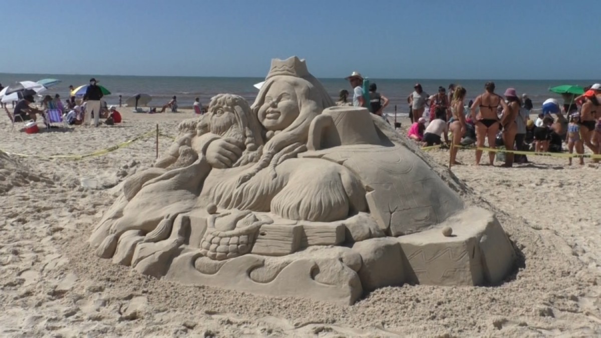 Esculturas de arena: Un evento cultural que impulsa el turismo en Canelones