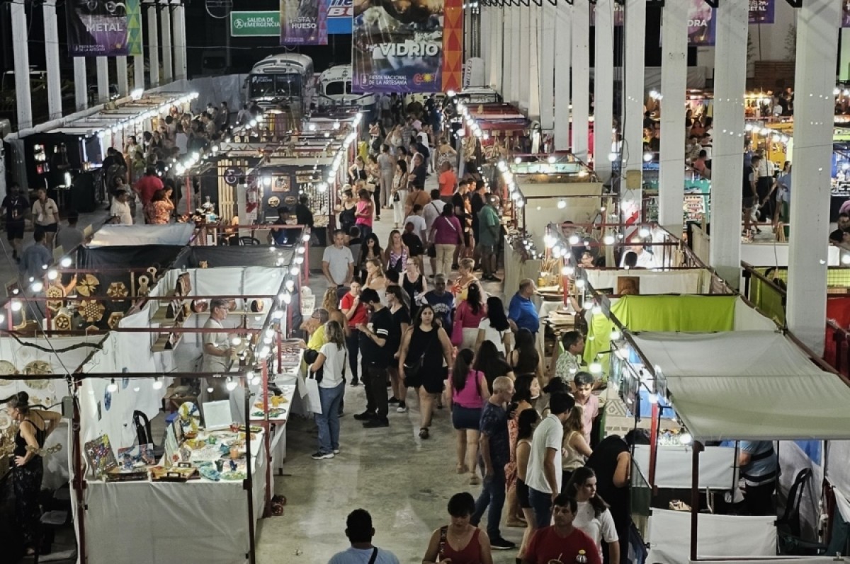 Col&oacute;n, Entre R&iacute;os: Un Destino que sigue encantando para una escapada de fin de semana. Ahora la excusa fue la 39&ordf; Fiesta Nacional de la Artesan&iacute;a