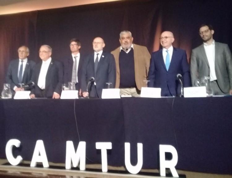 El turismo seg&uacute;n los partidos pol&iacute;ticos