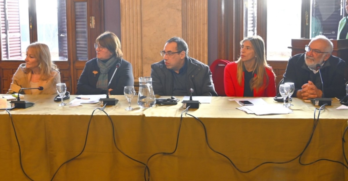 Acuerdo entre MINTUR y AUGM: ciencia de datos para un turismo sostenible en Uruguay