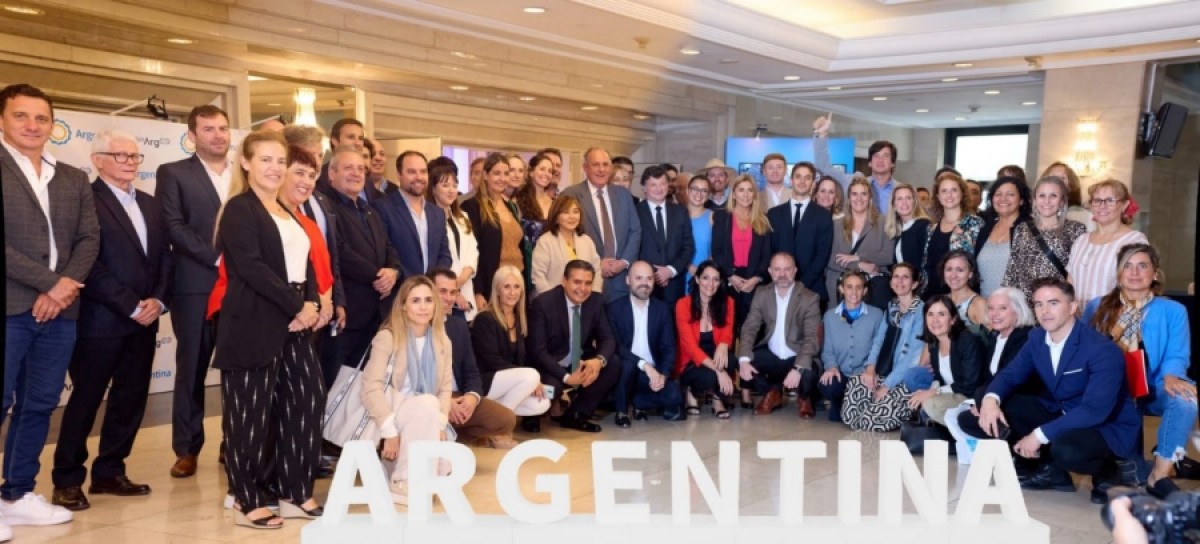 Argentina realiz&oacute; exitosa presentaci&oacute;n en Uruguay